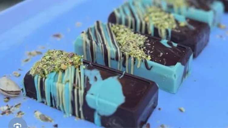  Choccy pistachio fix 