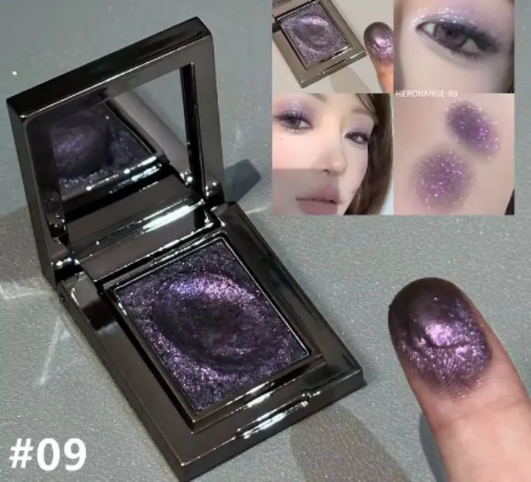 purple eyeshadow