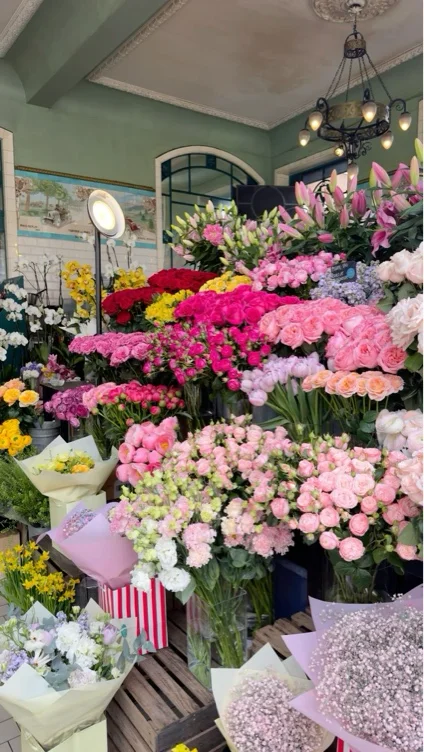 Buy me flowers 💐 