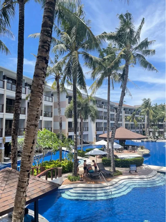 Vacay Hotel 