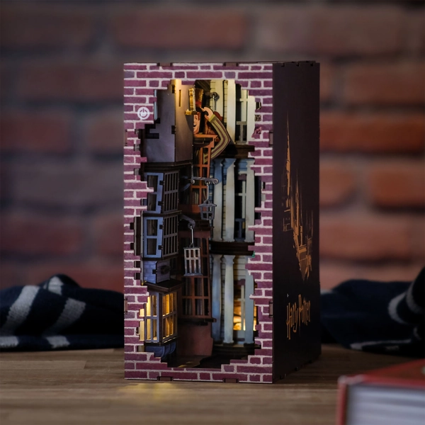 Harry Potter - Winkelgasse Book Nook Modell Bausatz Holz