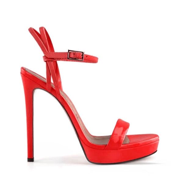 Sandalo vernice rossa