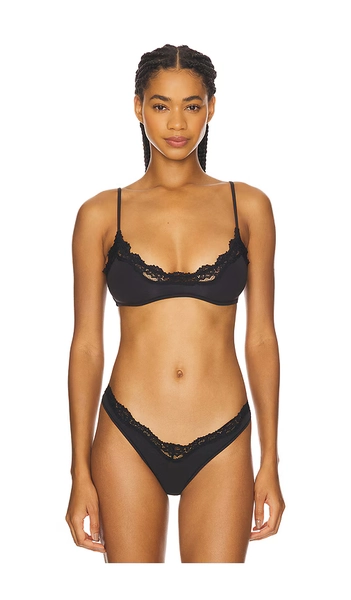 SKIMS Fits Everybody Lace Scoop Bralette in Black. - size XS