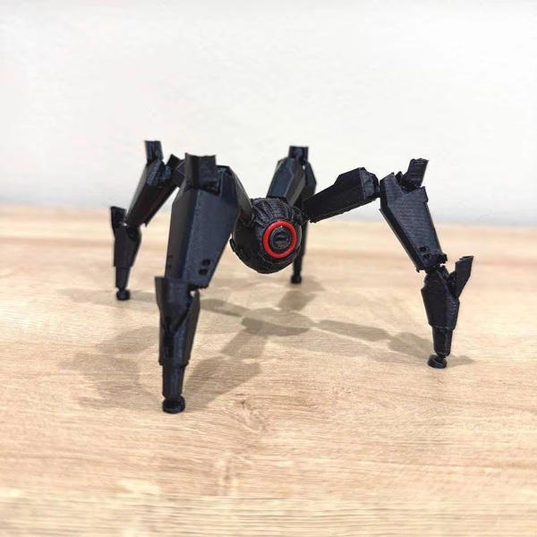 Leaper Arc Raiders Figurine Display