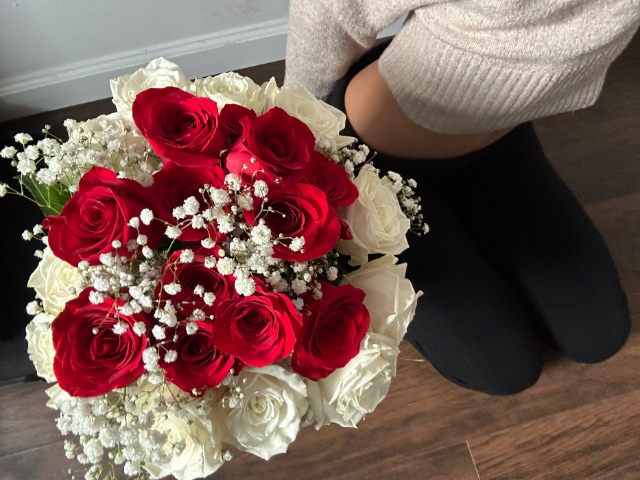 $200 roses