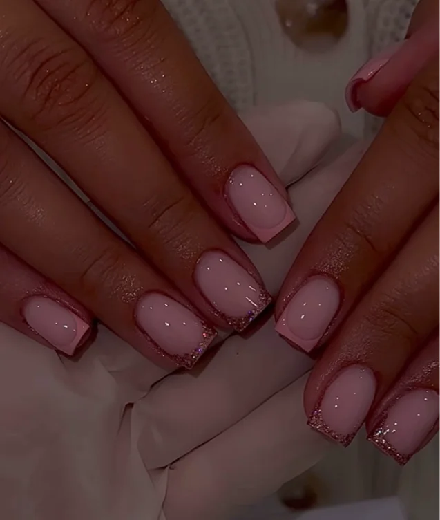 A Pretty Manicure 