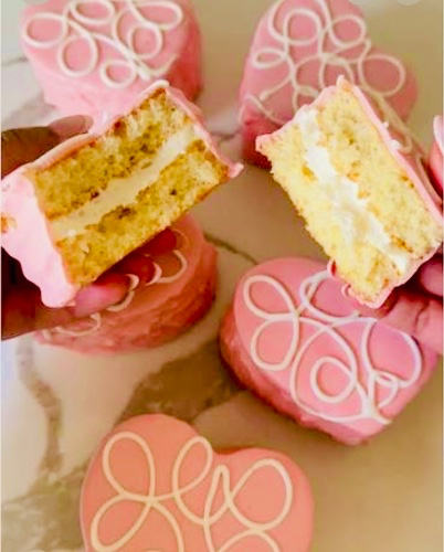 Shark Week=Cake! 🩸Little Debbie Variety Pack, 1 BoxHone Oatmeal Creme Pies, and Swiss Rolls, 48 Piece Assortment