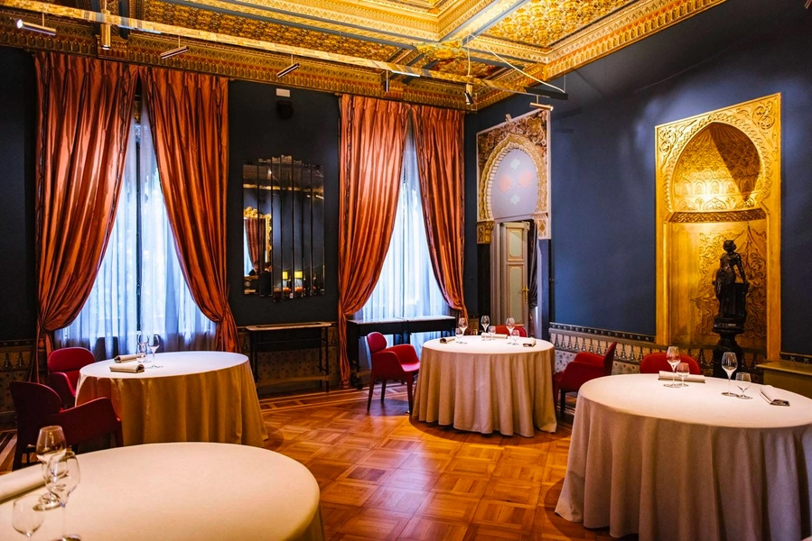 Luxury week end 👑 VILLA CRESPI