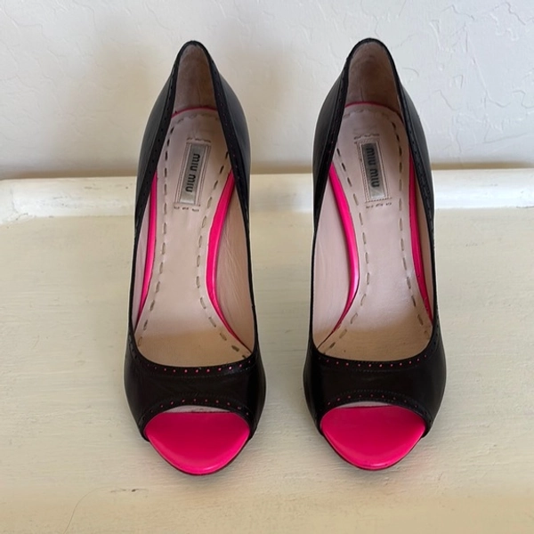 Miu Miu Black and Pink High Heel Pumps