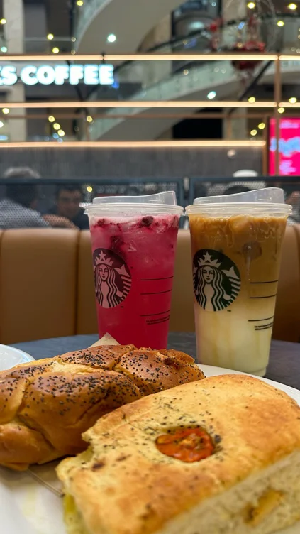 Cafe *
