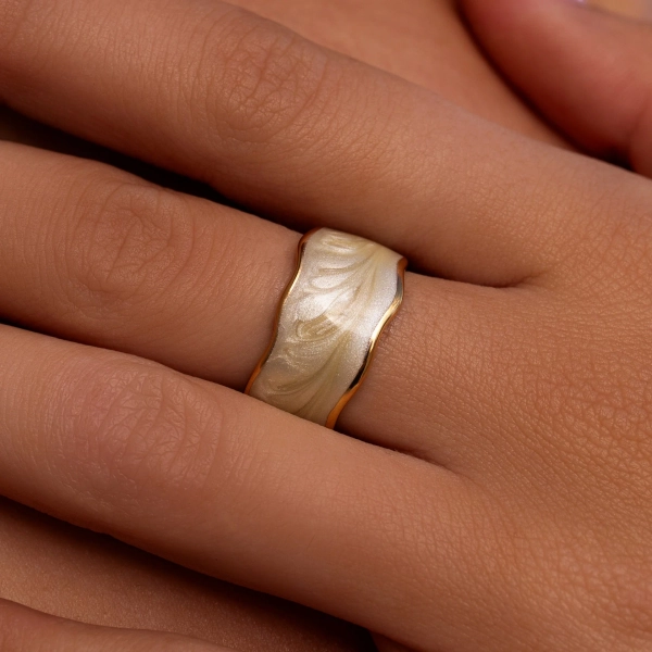 Renewal Ring - 6 / Gold