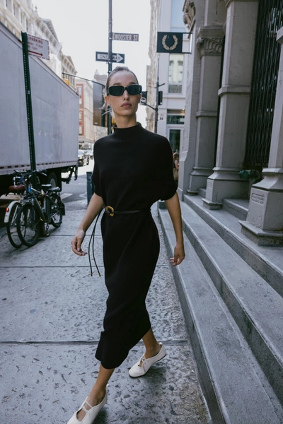 ROCHIE DIN TRICOT CU CUREA