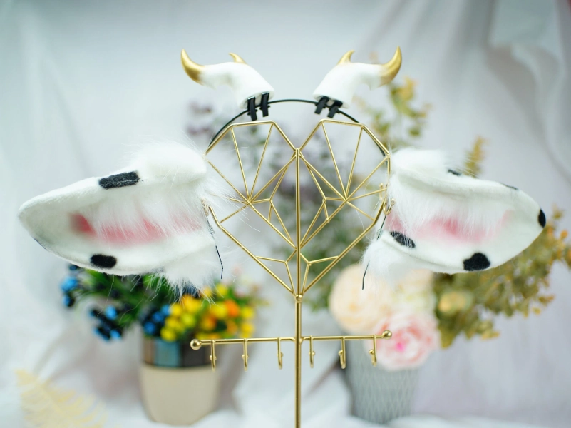 Realistic cow ears and Horns, cosplay ears, cattle  cosplay cosplay, pet play, furry animal ears,cosplay furry headband, 169