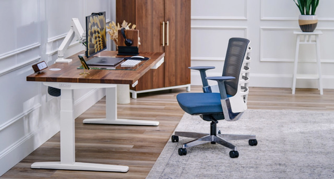 UPLIFT V3 Standing Desk