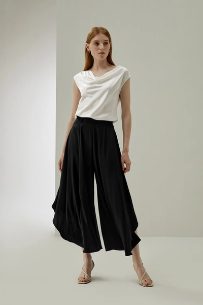 Wide-Legged Silk Fig Pants