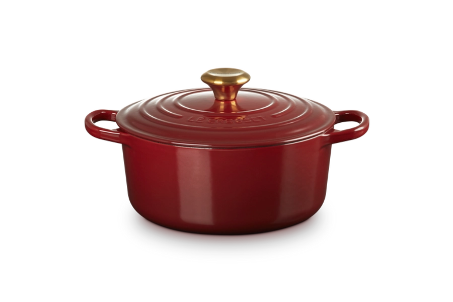 Cast Iron Round Casserole with Signature Knob