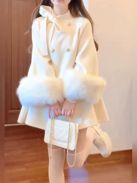 Casaco branco elegante