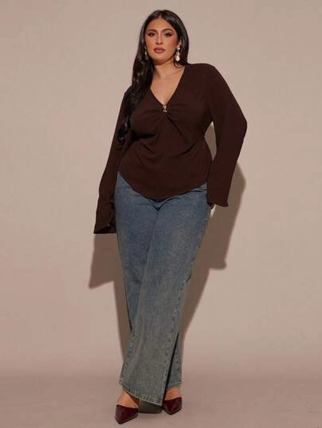 SHEIN BAE Plus Size Women V-Neck Ruched Long Sleeve Top, Autumn/Winter,Christmas Outfit For Women ,New Year's Outfit For Women,Elegant Top For Party,Party Top ,Beach, Elegant Top  For Women,Casual,Plus Size Woman Top,New Years Eve Top,Formal Gowns For Women Evening Elegant,Plus Size Women Clothes,Wedding Top,Birthday Party,Music Festival,Plus Size Outfit,Curve,Brown And Dark Purple Tops