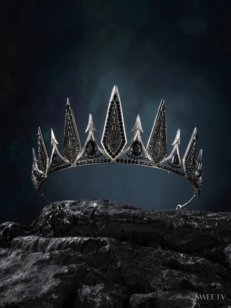 SV Kendall Costume Tiara