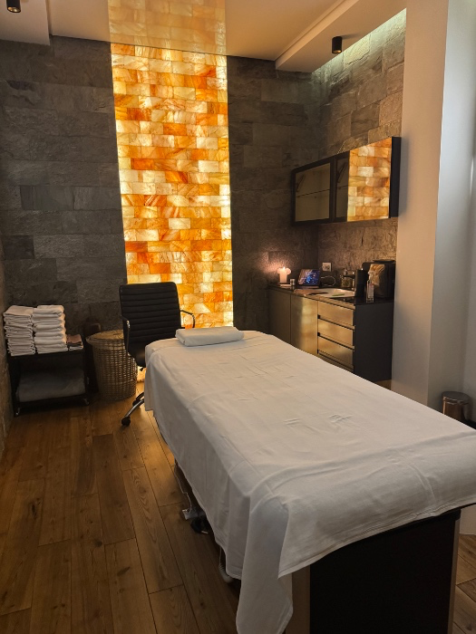 Massage time 💆🏻‍♀️