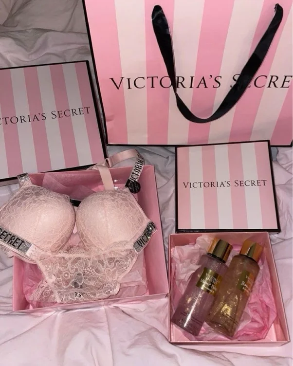 My dream Victoria's Secret package, I want this!