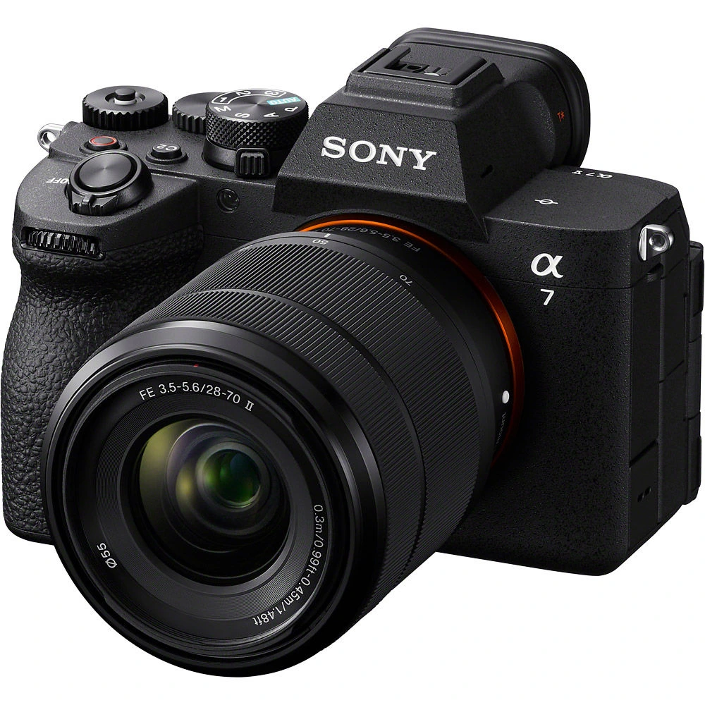 Sony Alpha A7V with Lens