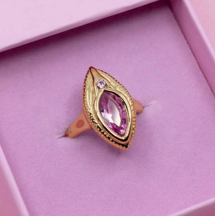 Vagina Ring - Gold