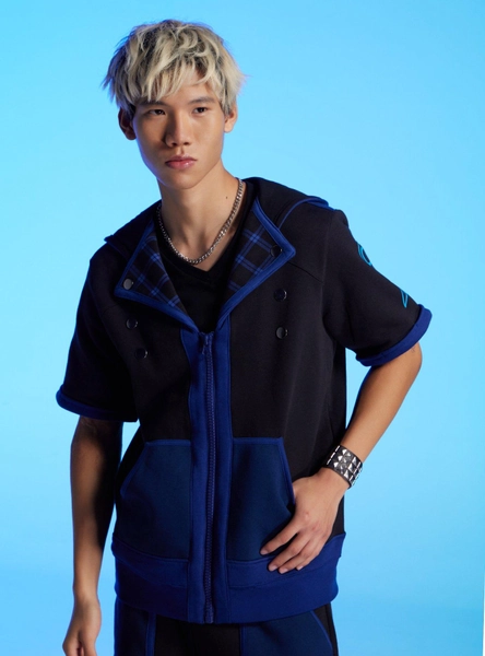 Our Universe Disney Kingdom Hearts Sora Rage Form Short-Sleeve Hoodie