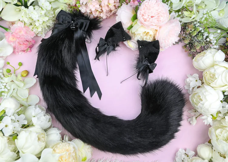 Catzo Club — Luxury lingerie, harnesses, dresses, and accessories