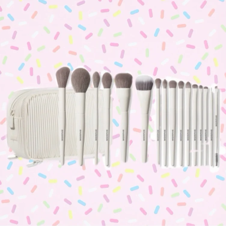 Ready, Set, Pro 16-Piece Face & Eye Brush Set