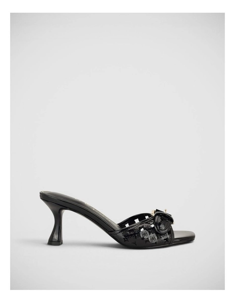 Dagnee Heeled Sandals in Black