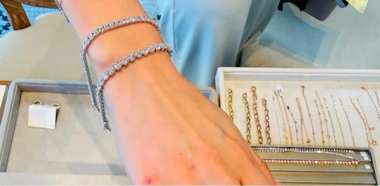 Diamond bracelet 