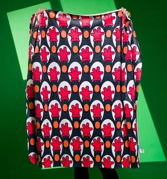 Wallace & Gromit Feathers McGraw Fleece Throw