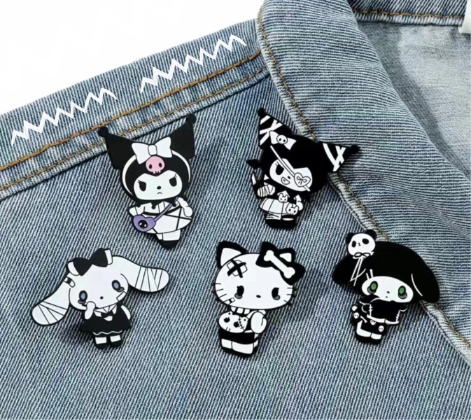 Gothic Punk Halloween Enamel Pin Brooch Lapel Pin Badge Kawaii Hello Kitty Kuromi Cinnamoroll My Melody Backpack Pin BFF