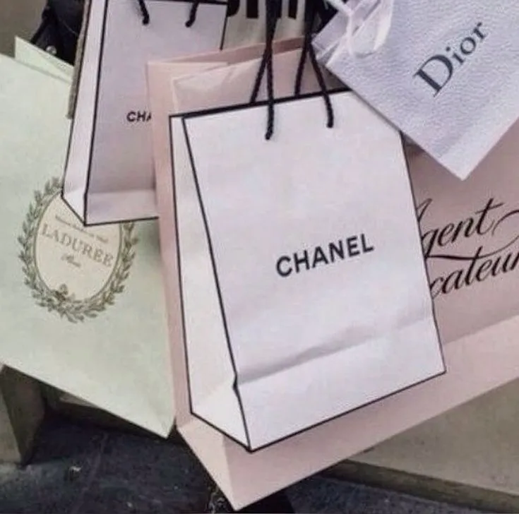 Shoppingg~
