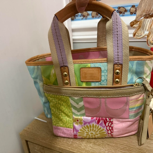 100% authentic coach mini hampton spring patchwork...