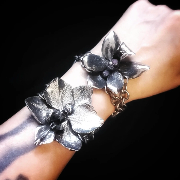 Orchid Bracelet (easy-on) | Martha Rotten