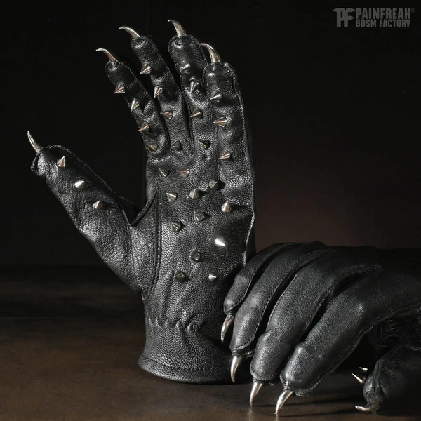 Vampire Gloves - Unisex gloves with studs & claws made of leather - S