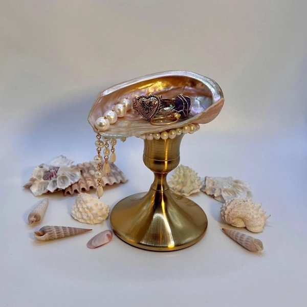 Red Abalone shell and pearl | jewlery dish, ashtray, candle holder, smudging bowl, incense holder | Aphrodite altar trinket | HANDMADE |