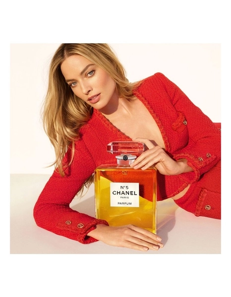 CHANEL No5 Eau De Parfum Spray