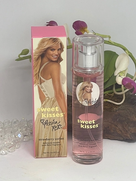 Jessica Simpson Sweet Kisses Fragrance - Strawberry Sorbet - 1 oz - New in Box