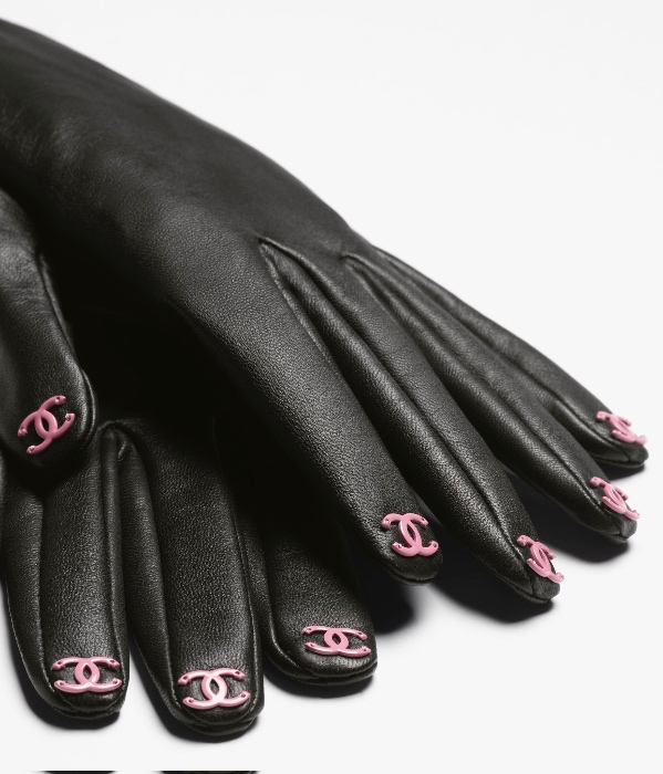 CHANEL Lambskin Gloves