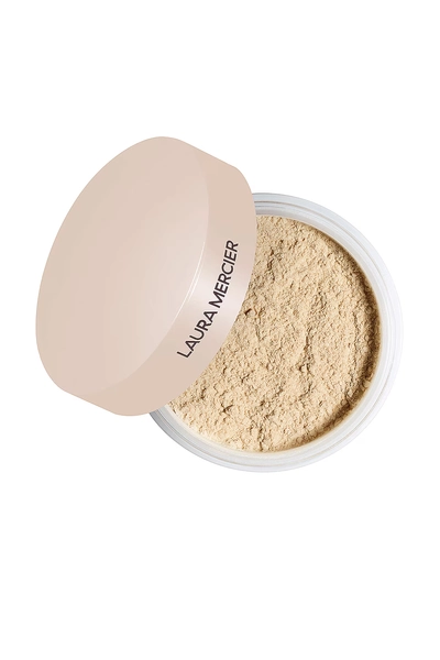 Laura Mercier Ultra Blur Translucent Loose Setting Powder in Beauty: NA