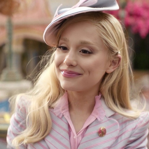 Glinda school outfit !!