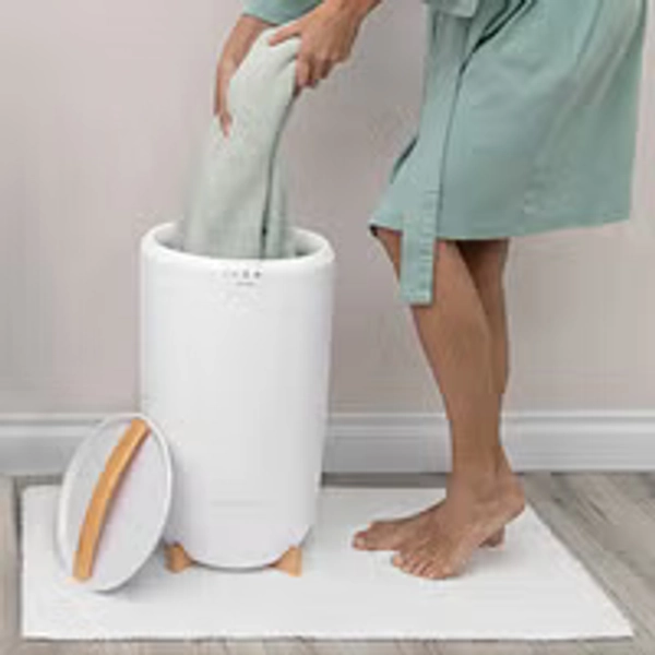 Zadro Luxury Towel Warmer