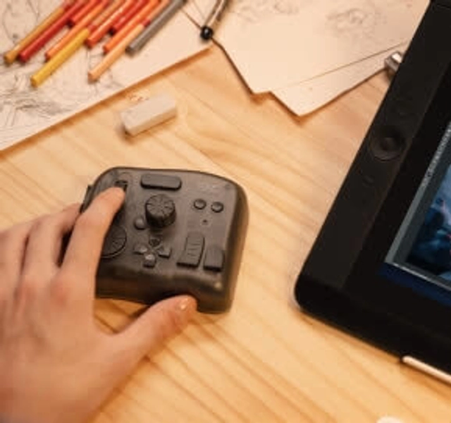 TourBox for Digital Painting – Elevate Your Art Workflow | TourBox UK