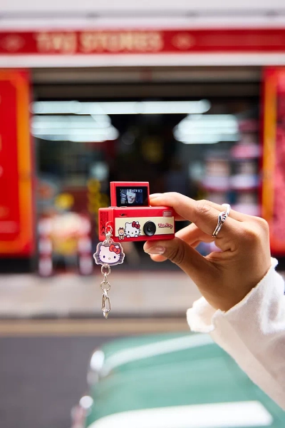 Yashica X Hello Kitty Funtastic Miniature Camera Keychain
