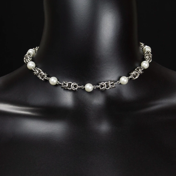 Caspian Pearl and Chainmaille Necklace - Etsy