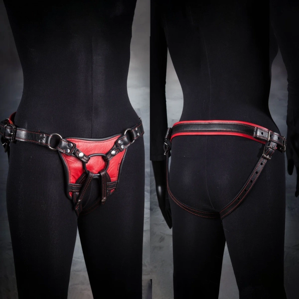Outie Strap-on Harness — Bitches Love Leather
