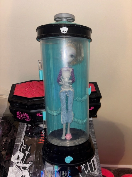 Monster High Lagoona Blue Dead Tired Hydration Station Bubble Work Near Complete